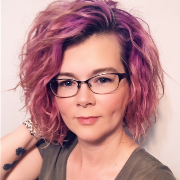 Meet your Posher, Rebecca - Picture 4 of 7